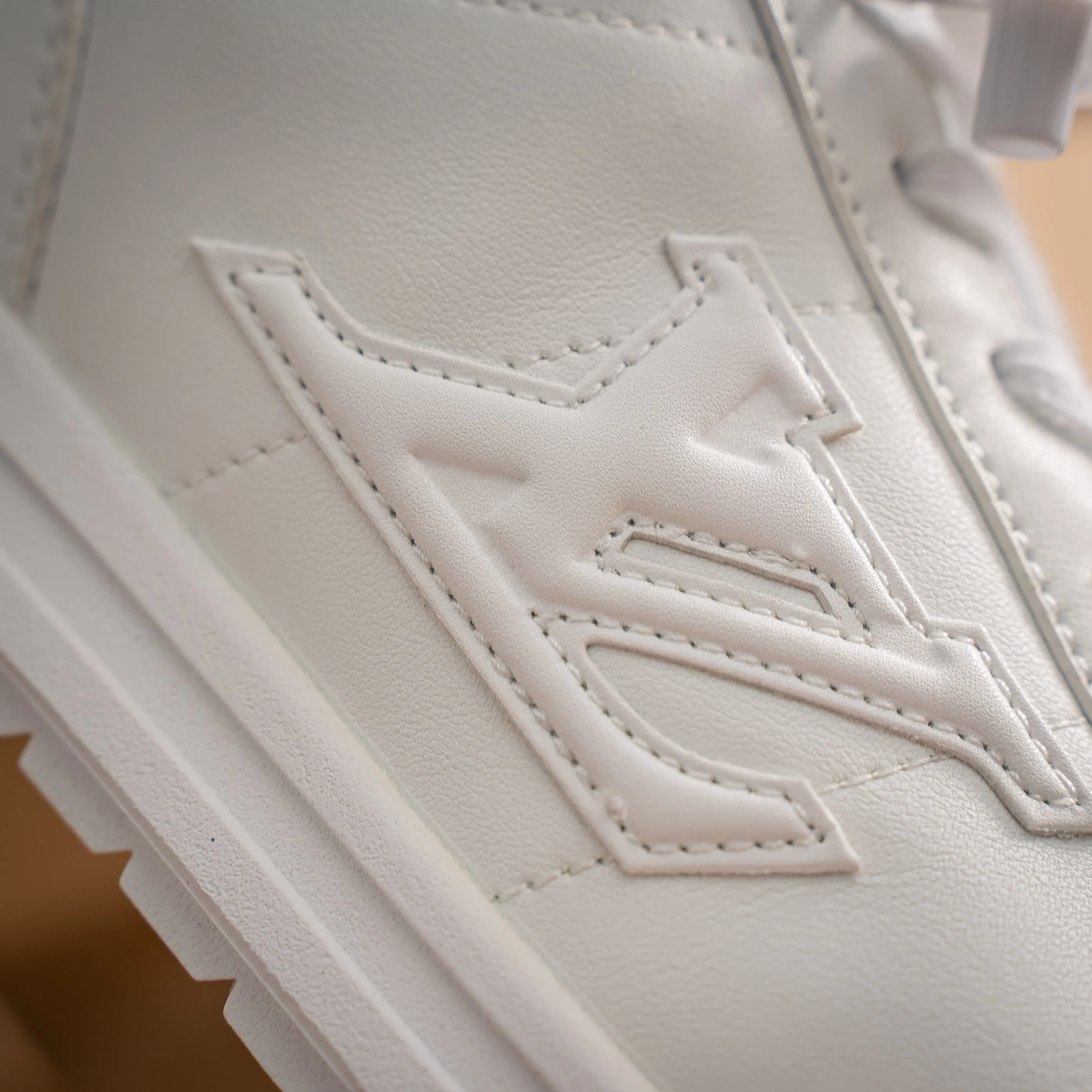 # LOUIS VUITTON x Nigo lv Buttersoft Cowhide Leather FW 25 Lace-Up Low-Top Shoes Same Style